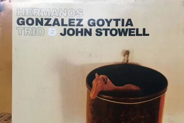 El abrazo alado y fraterno de un cuarteto