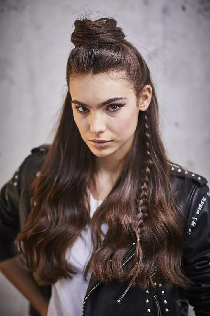 TENDENCIAS. Tres propuestas de las cinco que se podrán hacer gratuitamente en las peluquerías adheridas.  