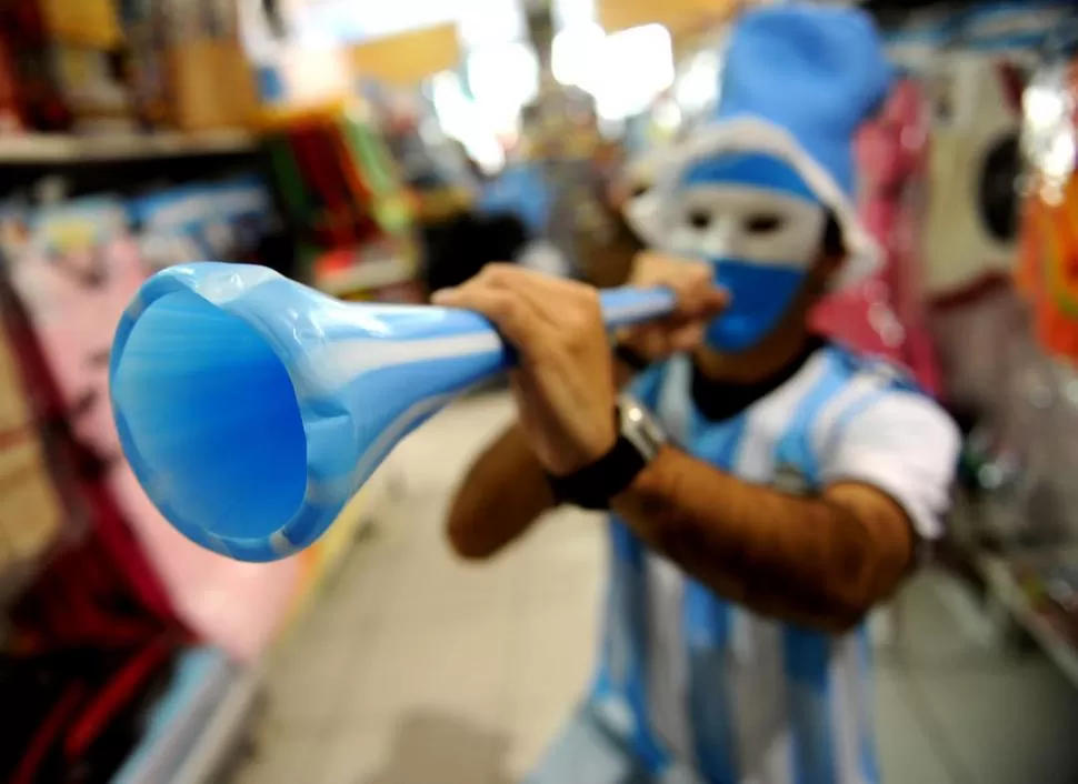FESTIVOS. Los argentinos vivimos con fanatismo cada partido de la Selección.    la gaceta / foto de franco vera (archivo)