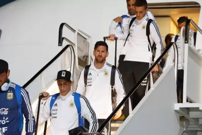 La selección argentina llegó a Rusia y se instala en su búnker en las afueras de Moscú