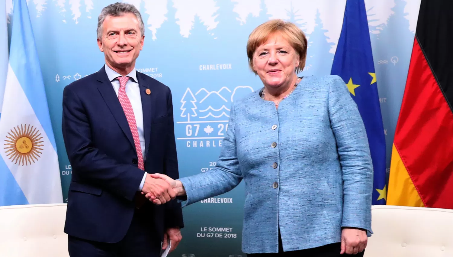 Macri y Merkel en Quebec. TÉLAM