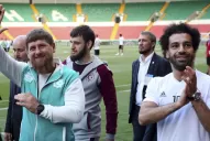 Mundial de Rusia: polémica por fotos de Salah con el presidente checheno