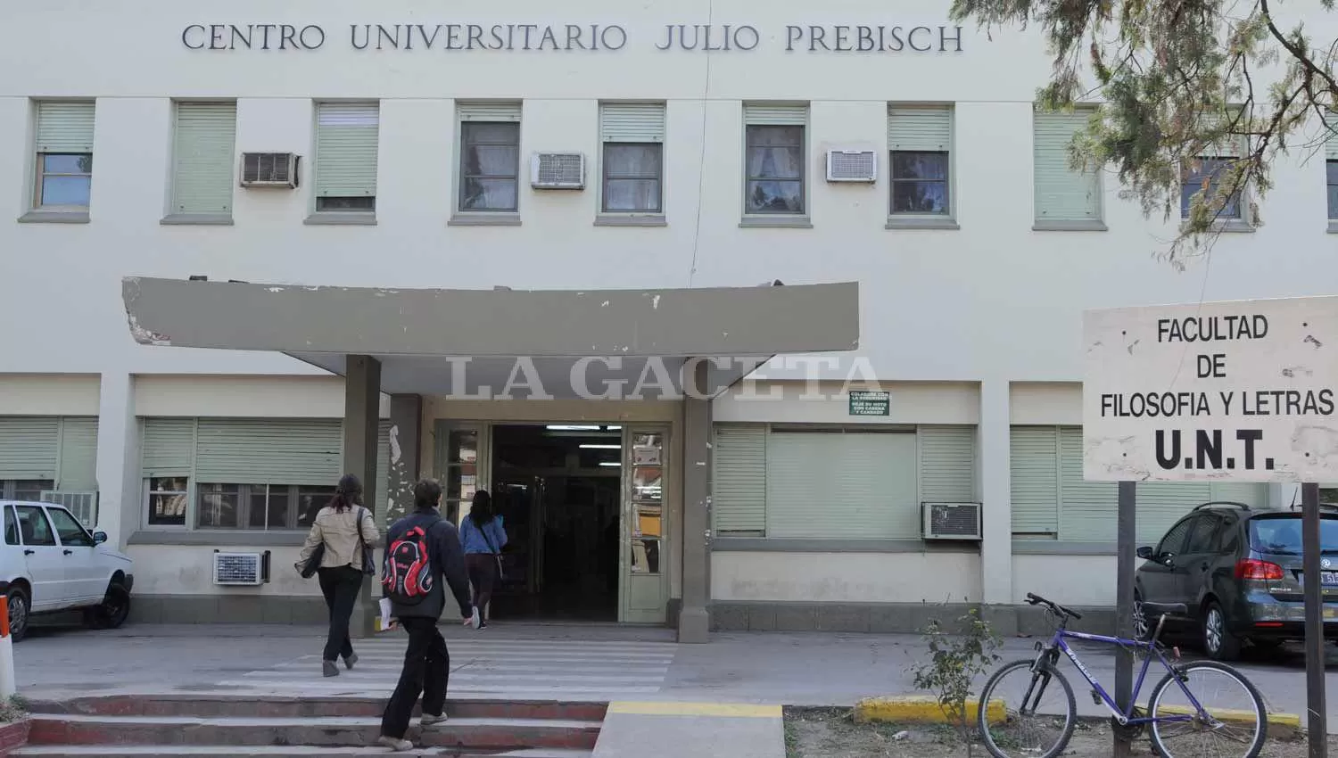 Filosofía y Letras justificará las inasistencias a alumnos que se movilicen por la ley del aborto