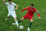 Por Cristiano Ronaldo, que anotó por triplicado, Portugal le empató a España