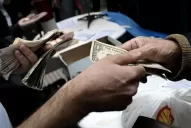 El dólar subió 11% en la semana y cerró en nuevo récord de $28,84