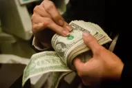 El dólar cerró en $ 28,19 tras la suba a mercado emergente