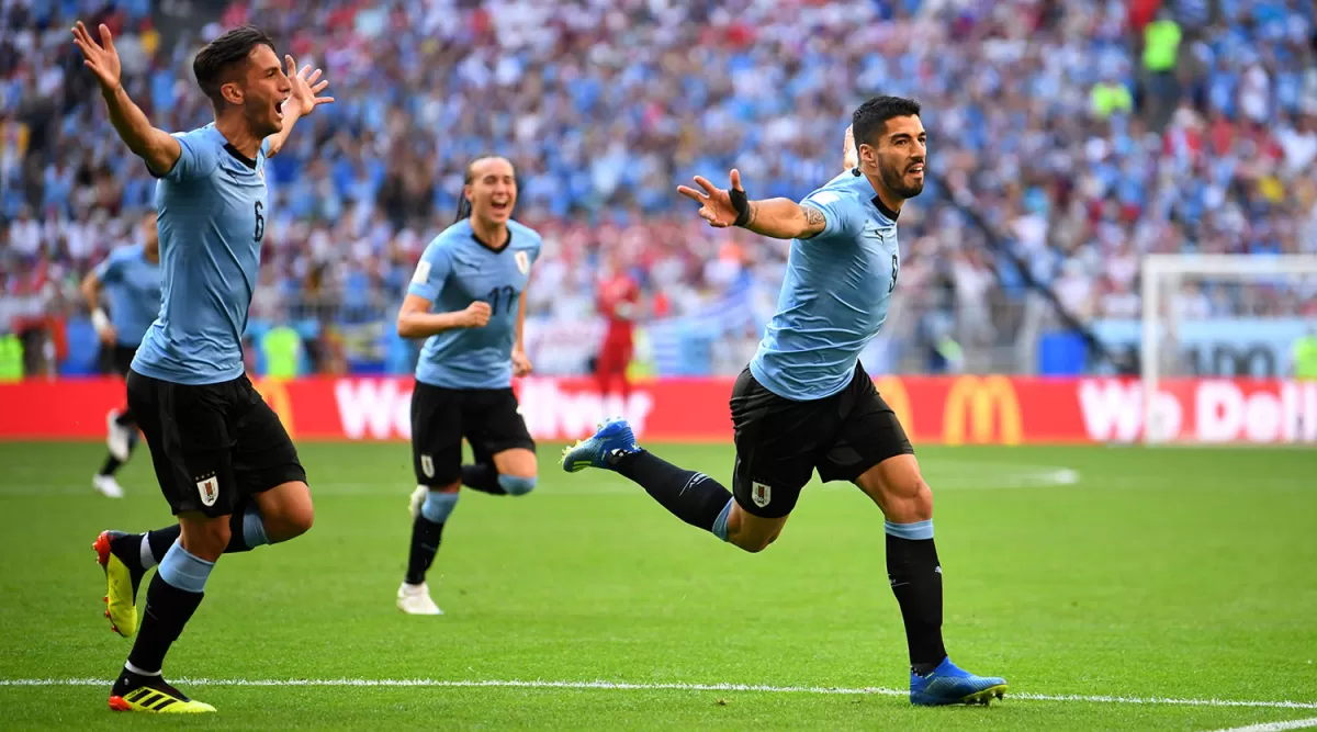 Suárez es uno de los delanteros más temidos del Mundial. REUTERS