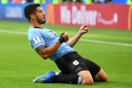 Uruguay goleó a Rusia y se quedó con el primer puesto