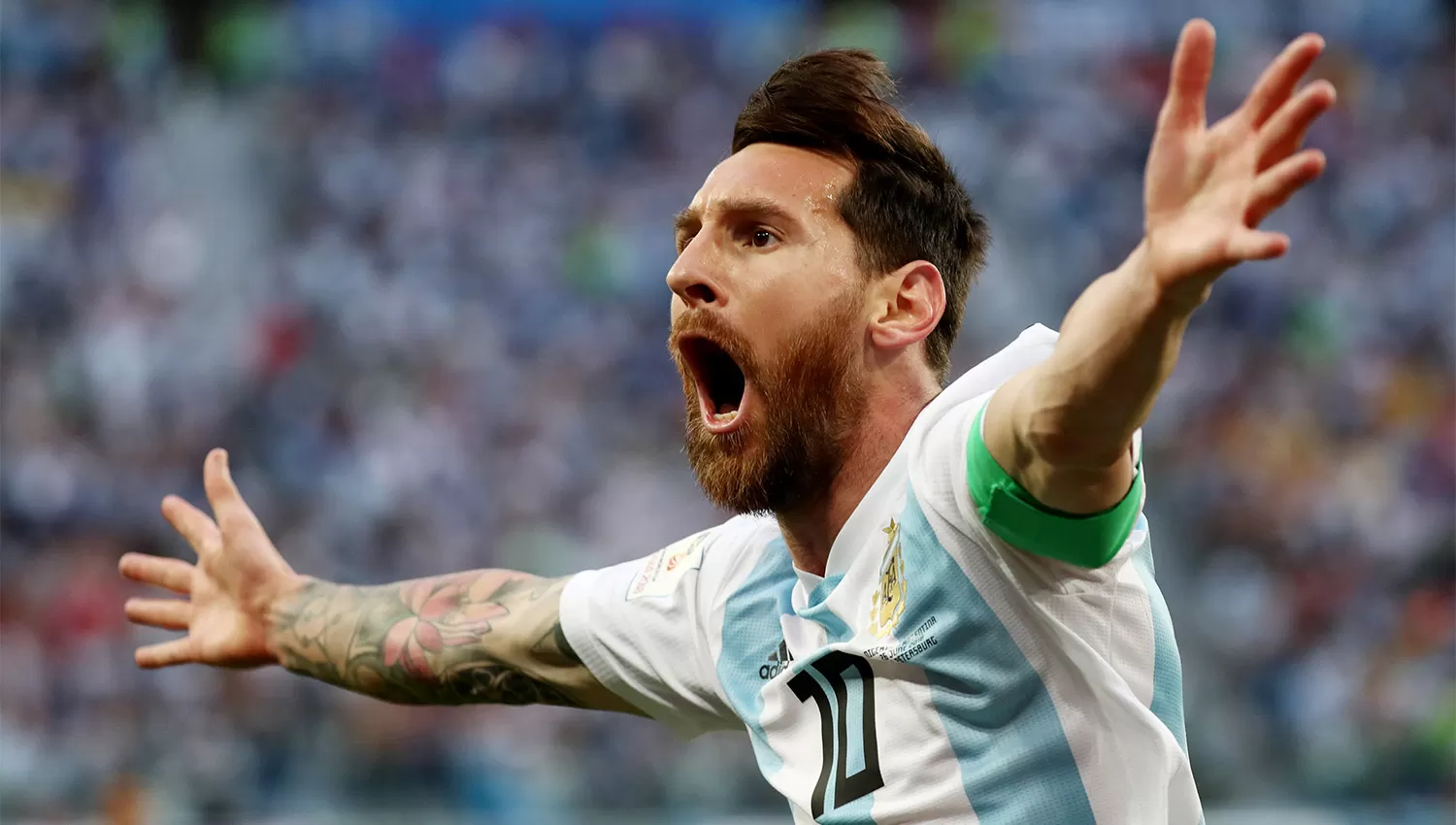 FUEGO SAGRADO. Messi marcó un golazo y encaminó a la Selección. (REUTERS)