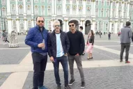 El pueblo argentino deliberó frente al antiguo Palacio de Invierno