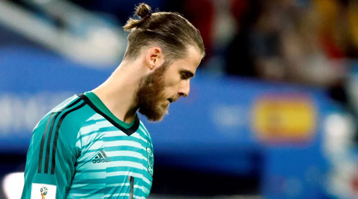 De Gea no está brindando seguridad bajos los tres palos españoles. REUTERS