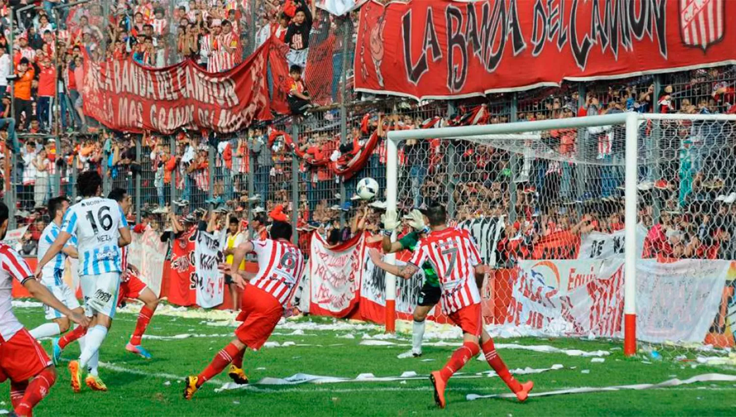 SAN MARTÍN Y ATLÉTICO PODRÁN VERSE LAS CARAS EN UN NUEVO CLÁSICO. (ARCHIVO)