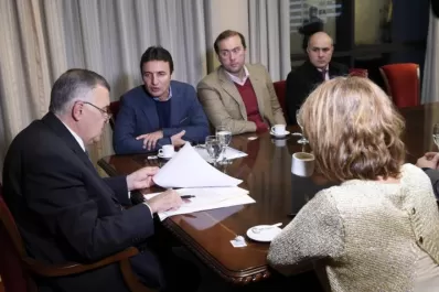 La Provincia garantiza fondos a una intendencia de Cambiemos