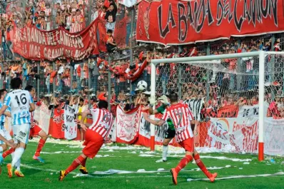 San Martín y Atlético jugarían dos clásicos antes del inicio de la Superliga