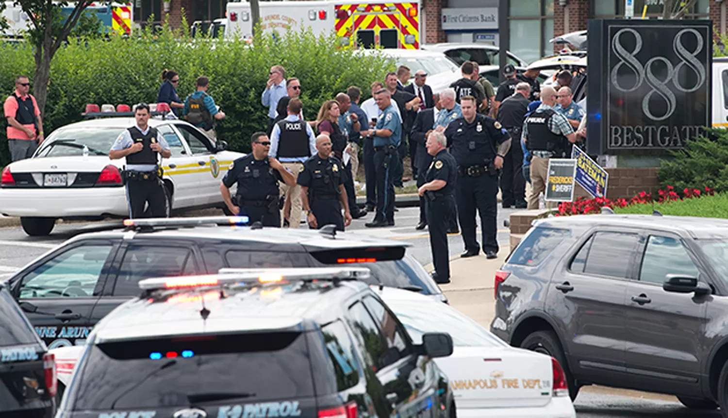 TIROTEO EN EEUU. Al menos cinco muertos y varios heridos. FOTO TOMADA DE LACAPITALMDP.COM