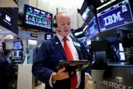 El Merval entró en pánico, subió el riesgo país y el dólar volvió a pasar la barrera de los $ 28