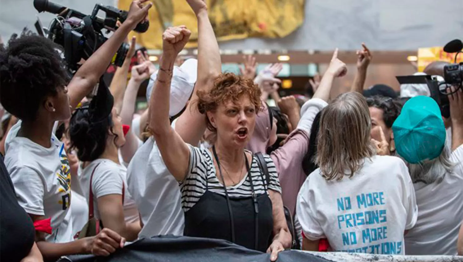 PROTESTA. Susan Sarandon participa activamente de reclamos en contra la política de Donald Trump en Estados Unidos. (EXITOINA)