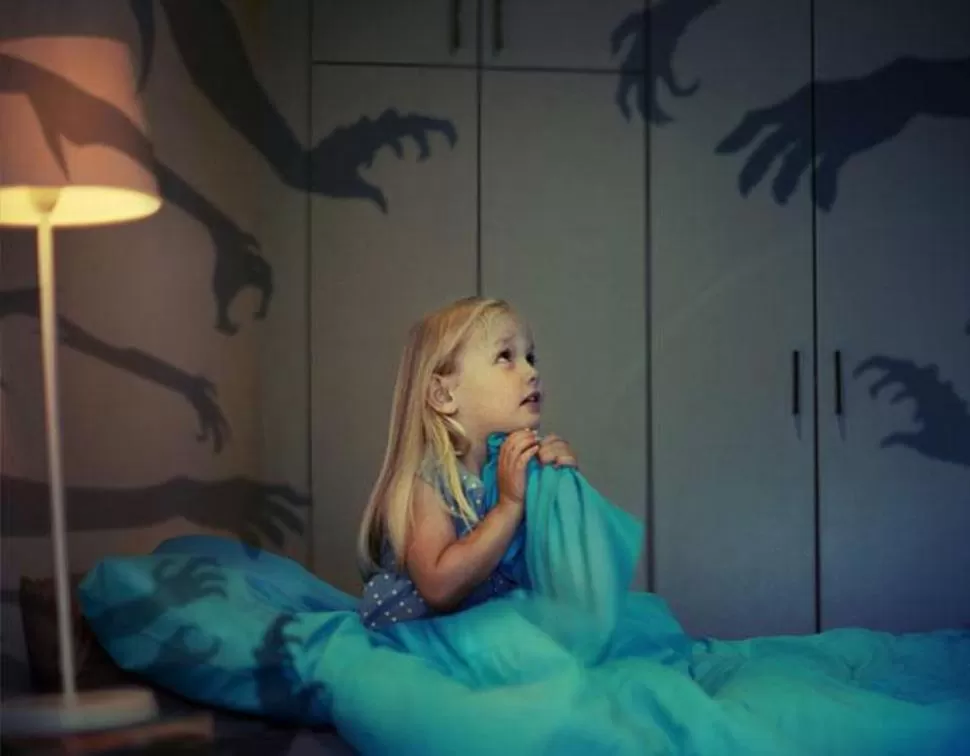 EN EL MOMENTO. No conviene preguntarles qué soñaron, sino darles seguridad para que se vuelvan a dormir. serpadres.com