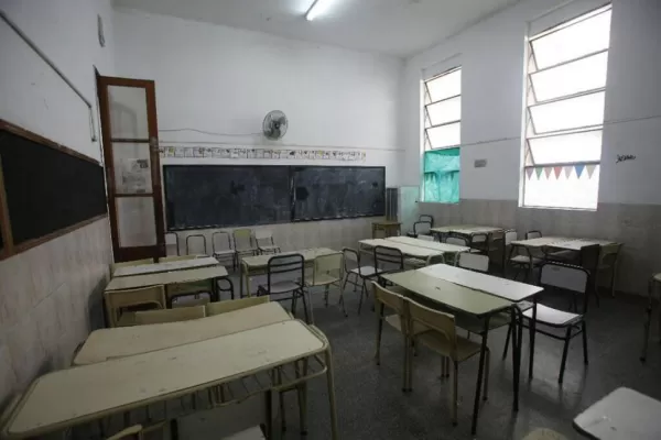 Docentes piden adelantar la revisión de la “cláusula gatillo”