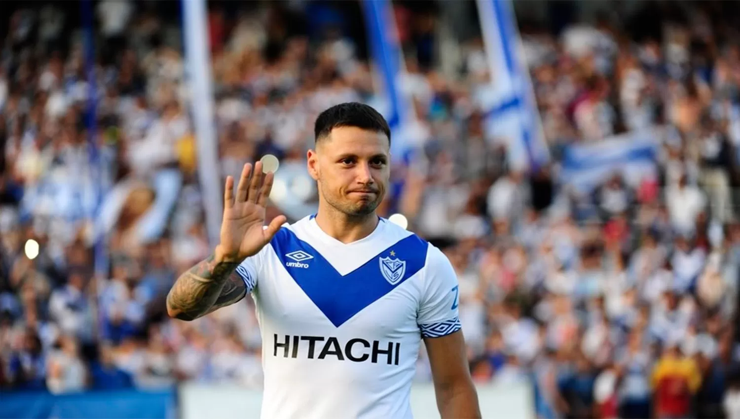 PIDIÓ PERDÓN A LOS HINCHAS DE VÉLEZ. Mauro Zárate. (CLARÍN)