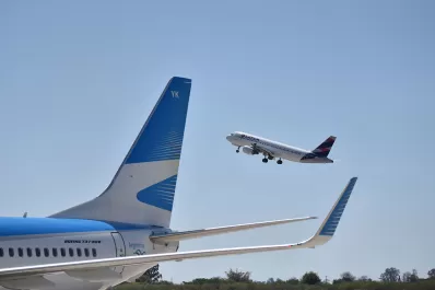 Desde agosto podrá bajar el precio de los pasajes aéreos