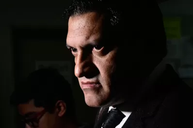 “La sociedad está cansada de ciertas irregularidades e intereses”