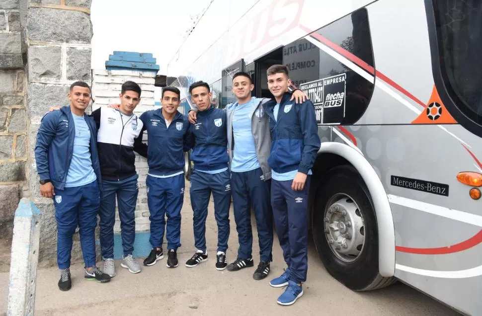 ¿SERÁN DUPLA? Bianchi y Lamas podrían jugar juntos en la zaga central. la gaceta / Foto de José Nuno