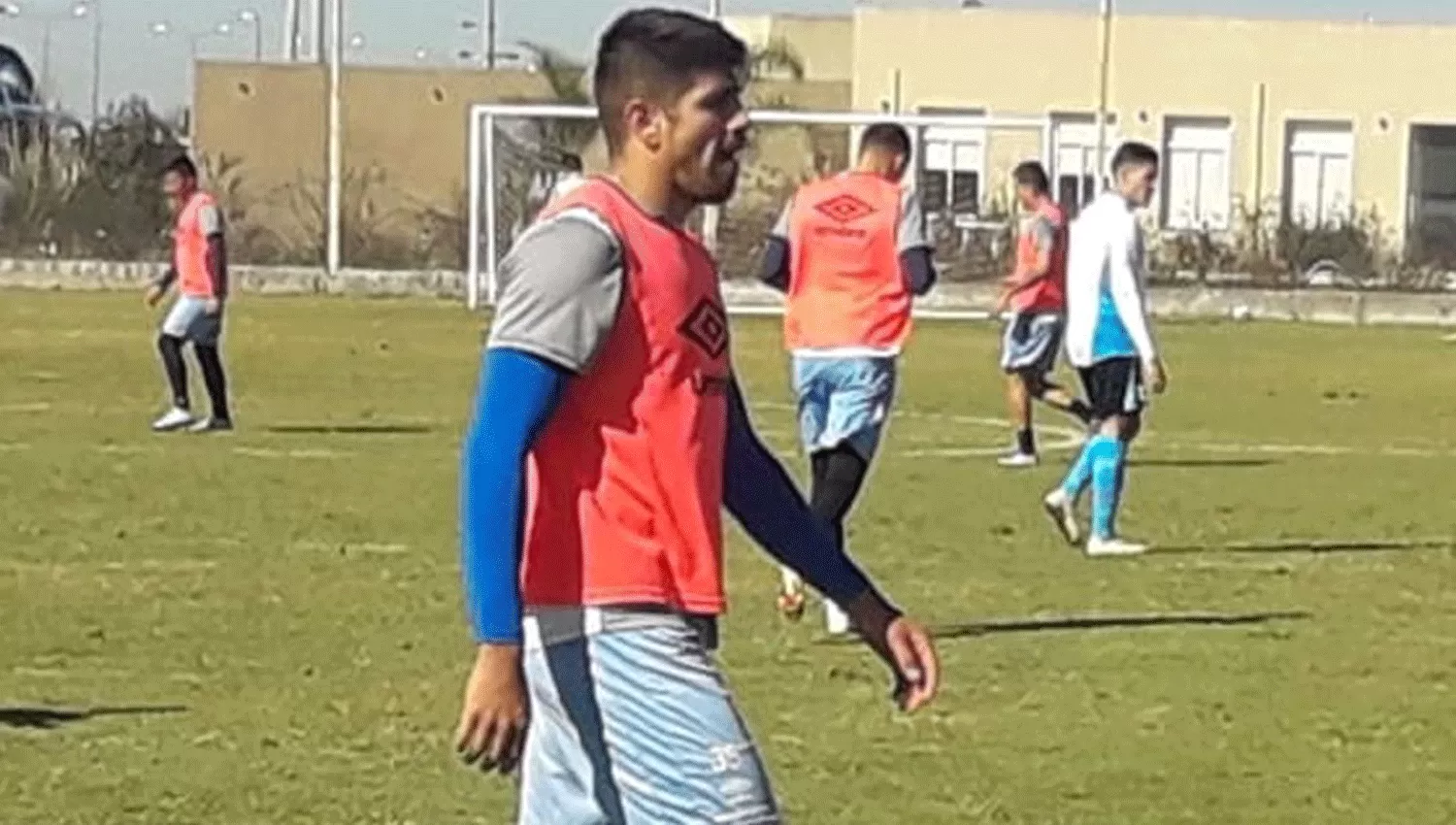 AUTOR DEL GOL. Leandro Díaz puso el 1-0 sobre Gimnasia de Jujuy. (@ATOficial)