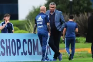 Chiqui Tapia, duro con Sampaoli: tiene que ir a dirigir a L'Alcudia porque dio su palabra