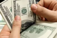 La demanda no cede y el dólar volvió a cerrar en alza