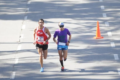 El cordobés Camino y la tucumana Nieva fueron los ganadores de la maratón