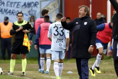 Zielinski valoró el triunfo de Atlético pero insistió con que necesita refuerzos