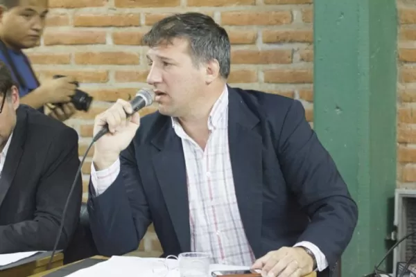 “Debo ser el primer concejal sin partido”, objeto el yerbabuenense Macome