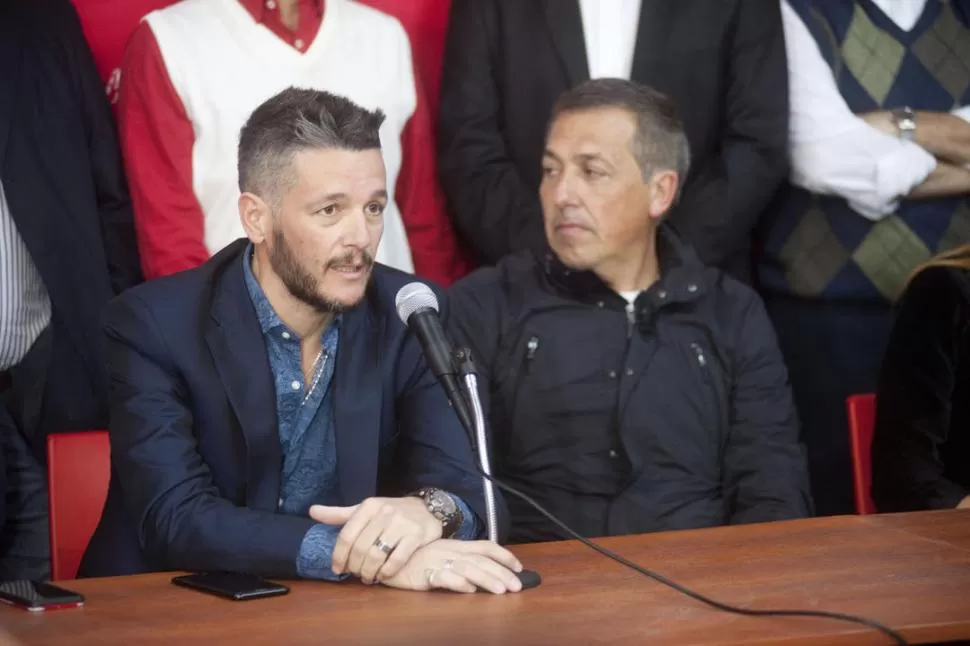 EL COMIENZO. Daniel Galina, en la conferencia de asunción en su cargo. la gaceta / foto de Inés Quinteros Orio