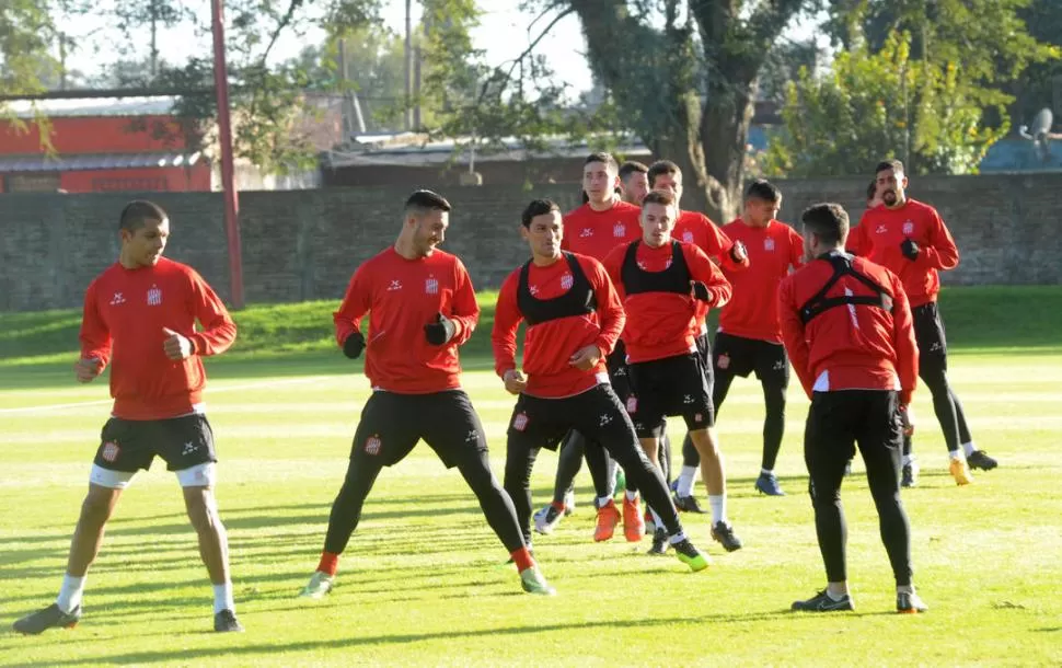 OPTIMISMO. El plantel trata de cambiar rápidamente el chip y olvidarse del mal momento vivido por la lesión de Diarte. Patronato, por la Copa Argentina, es el objetivo. la gaceta / foto de Antonio Ferroni