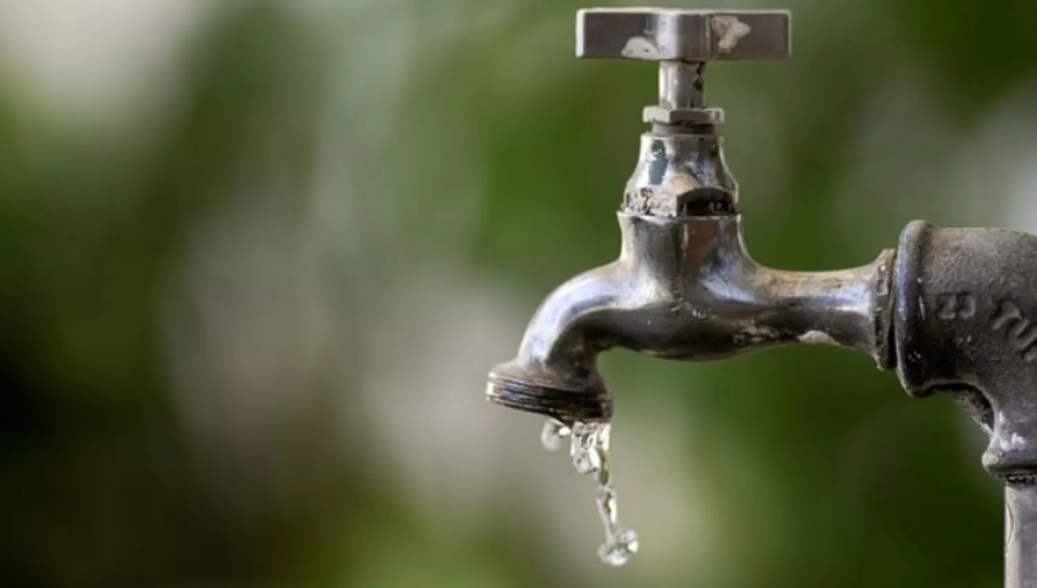 FALTA DE AGUA. Desde el domingo no poseen servicio. FOTO TOMADA DE DIARIO EL LUCHADOR