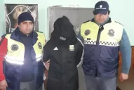 Atraparon a un motochorro que huía con tres celulares