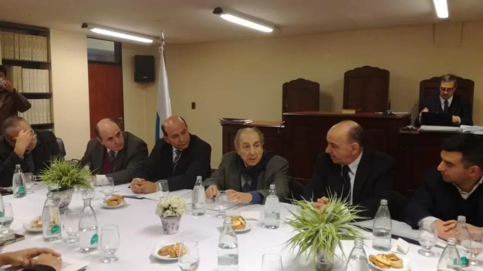 SEGUNDO PLENARIO. Miembros de la comisión de implementación del nuevo Código Procesal Penal deliberaron en los tribunales de Concepción. Dirección de comunicación pública Corte Suprema de Justicia de Tucumán