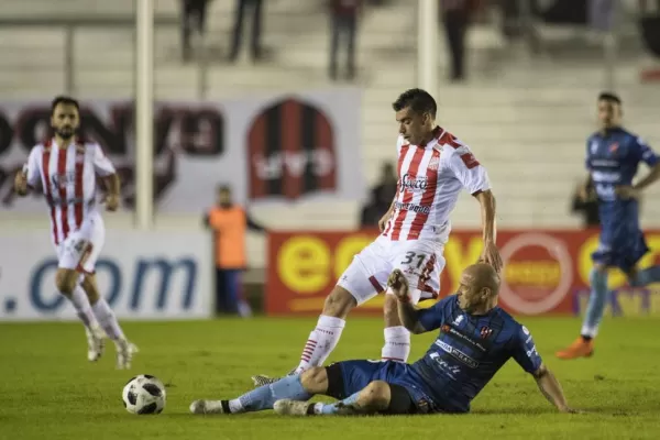 Con Bieler, el “Santo” no le teme a nada y avanza en la Copa Argentina