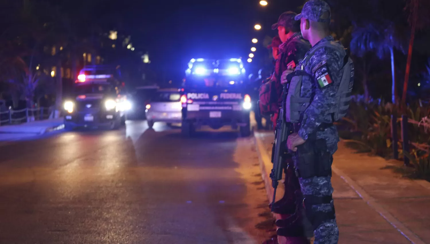 TIROTEO EN CANCÚN. La policía custodia el lugar del hecho