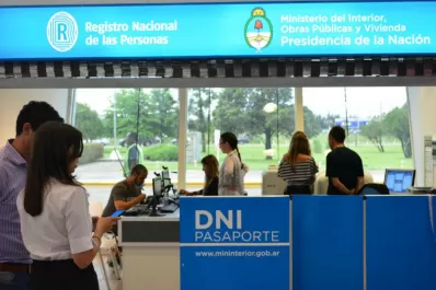 Aumentan los costos para renovar el DNI y el Pasaporte