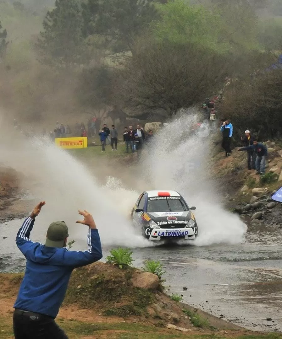 EN EL VADO. Pablo Morán, en la edición del año pasado de la competencia. FOTO DE RALLYARGENTINO.COM 