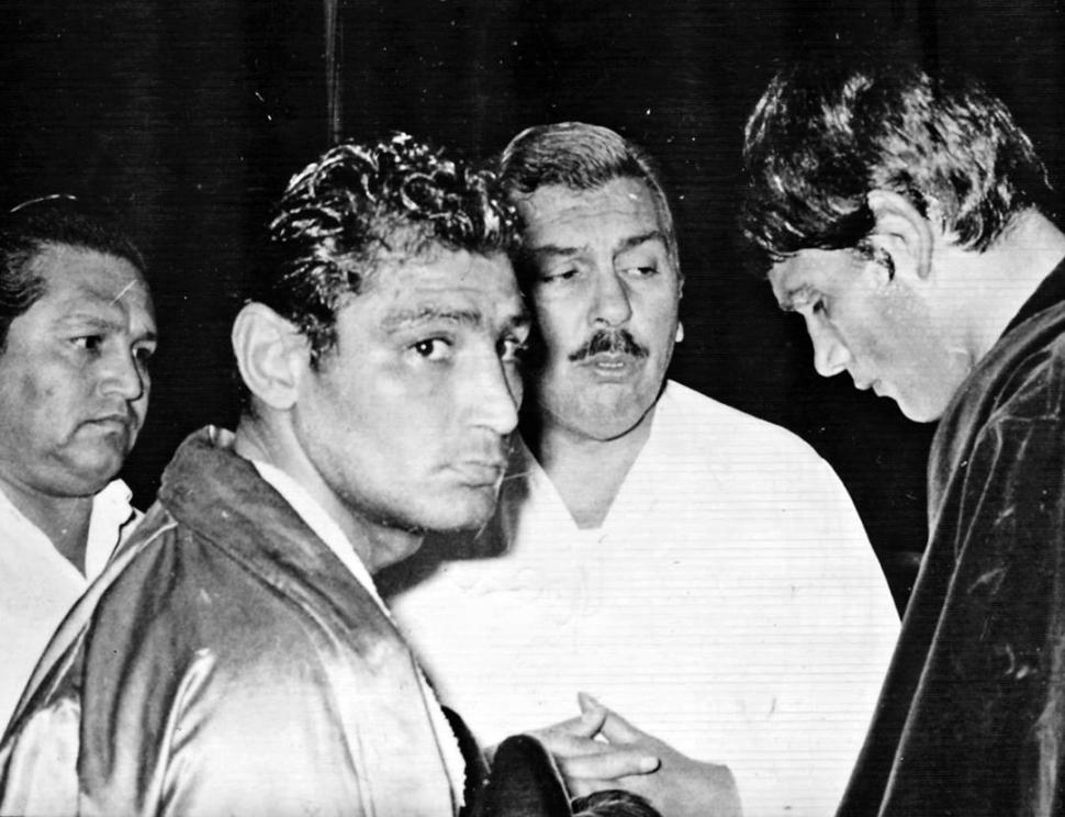 TITANES EN EL RING. Emilio Ale Alí y Carlos Monzón se enfrentaron dos veces en Villa Luján. “El Turco” empató el primero y perdió la revancha. 