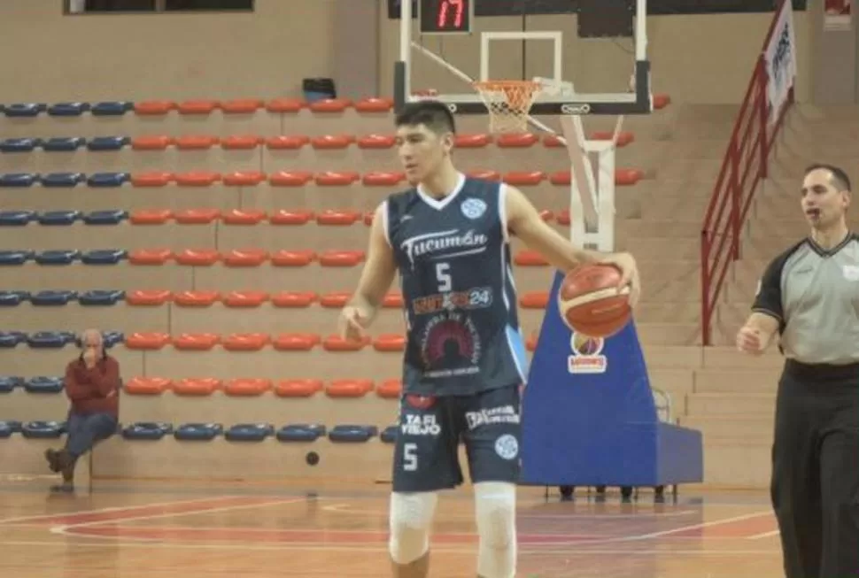 GOLEADOR. Iván Gramajo promedió casi 22 puntos por juego en este Argentino. prensa Campeonato Argentino de Básquet