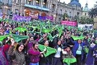 “El aborto: un tema, dos actores”