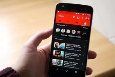 Modo nocturno: tres motivos por los que conviene pasar al lado oscuro de las pantallas