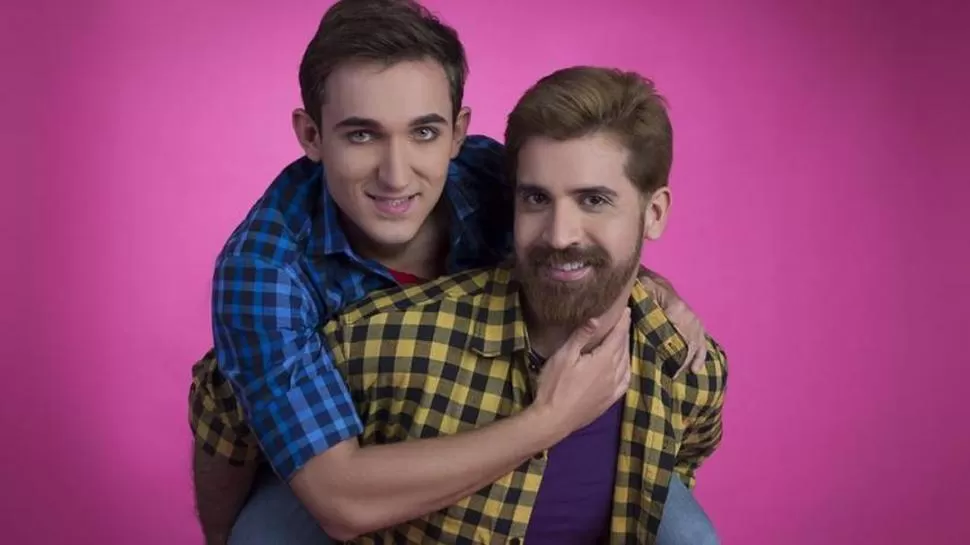 PROTAGONISTAS. Matías Rotger y Mariano Juri encabezan el elenco de la puesta de “...Y un día Nico se fue”. 