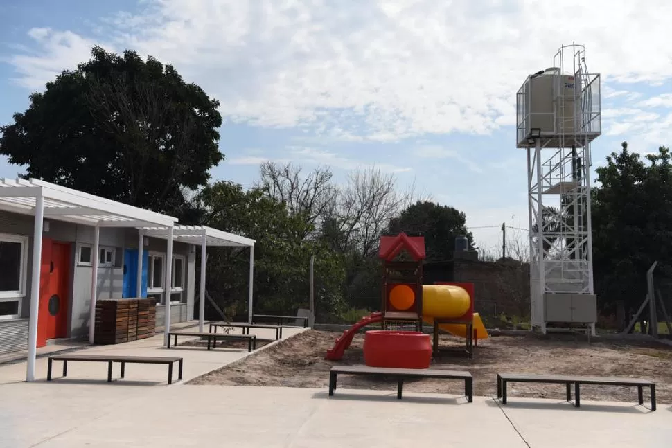 EN BURRUYACU. El jardín de Benjamín Aráoz, a la espera de la inauguración.