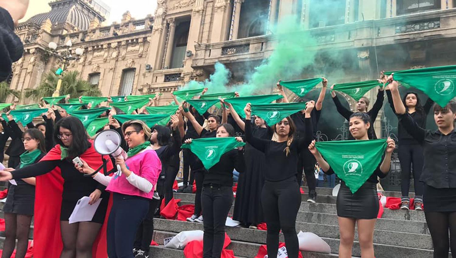 INTERVENCIONES ARTÍSTICAS POR LA DESPENALIZACIÓN DEL ABORTO