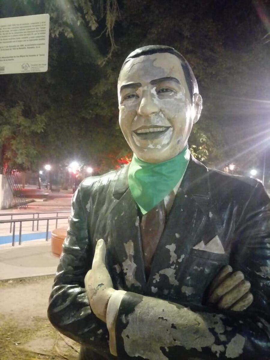 San Miguel de Tucumán amaneció salpicado por la ola verde